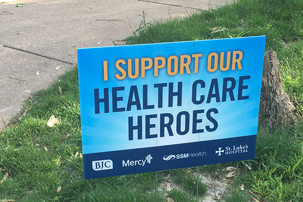 I Support Yard Signs for Heroes in Chicago, IL