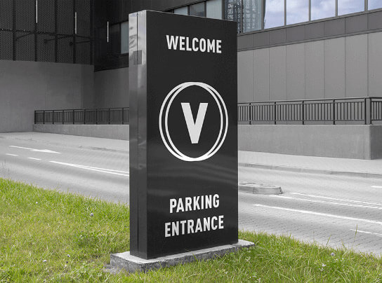 Parking Entrance Outdoor Signage in Chicago, IL
